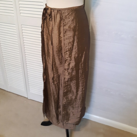 Free People Dresses & Skirts - Free People metallic wrap maxi skirt sz 7 *M